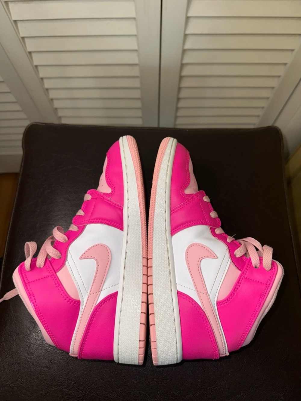 (SOLD) Kids Jordan 1 Mid (GS) “Fierce Pink” Sneakers… - Picture 6 of 11